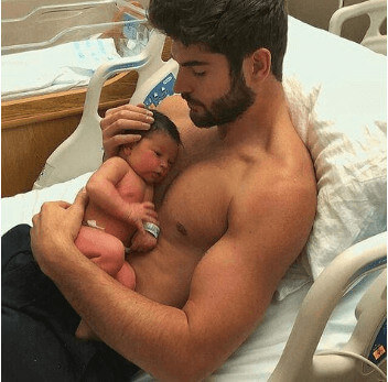 Chase Bateman with his father Nick Bateman on the day Chase was born